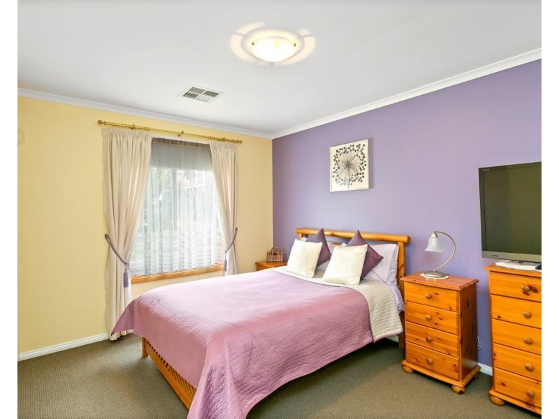 1 Oak Drive, Oakbank SA 5243