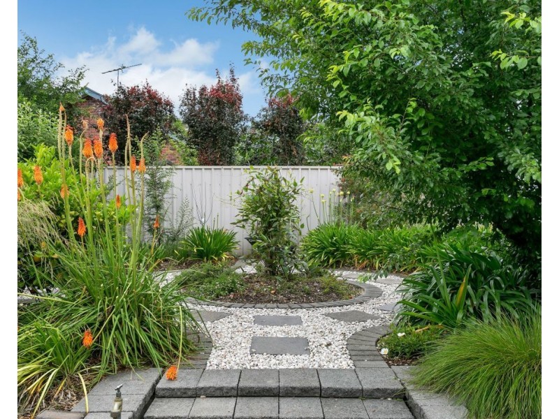 1 Oak Drive, Oakbank SA 5243