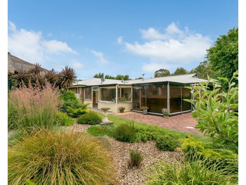 1 Oak Drive, Oakbank SA 5243