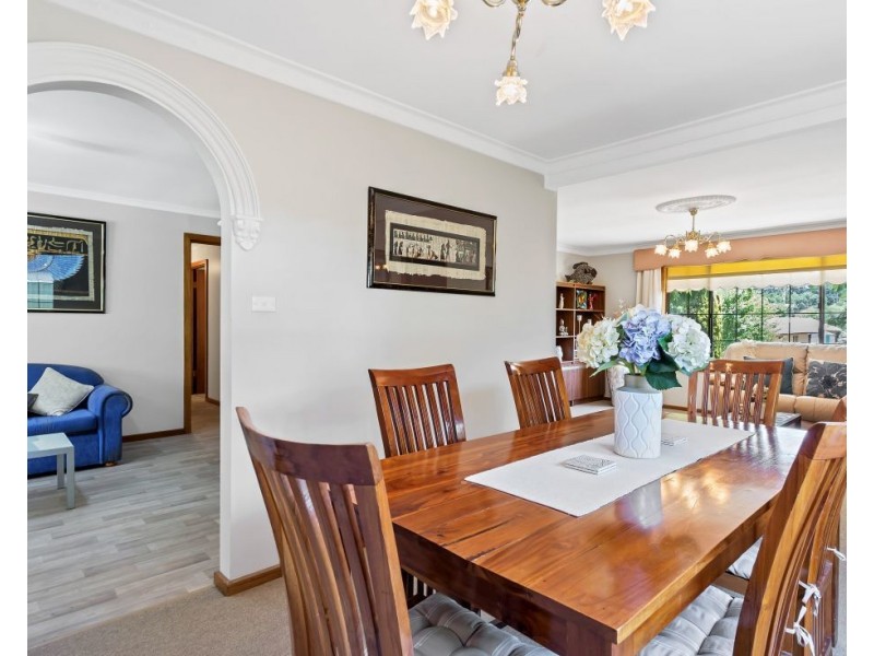 16 Thiele Grove, Hahndorf SA 5245