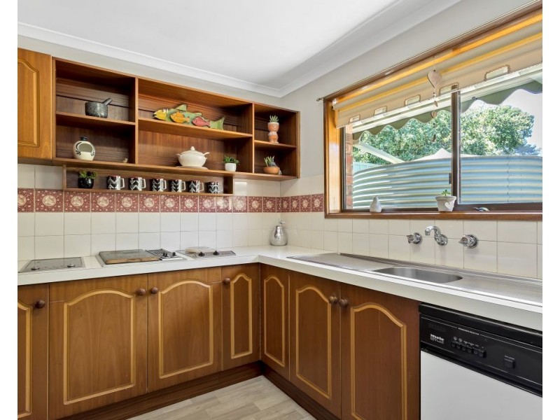 16 Thiele Grove, Hahndorf SA 5245