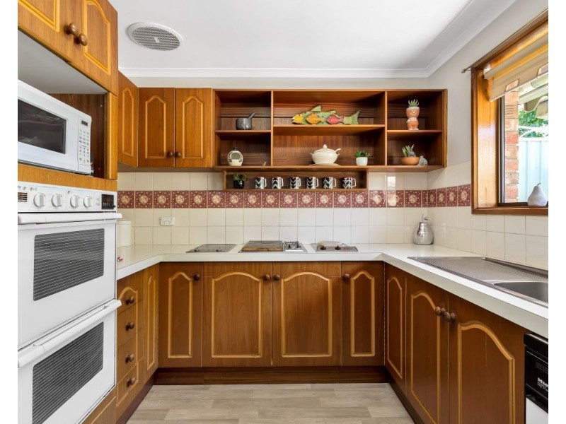 16 Thiele Grove, Hahndorf SA 5245