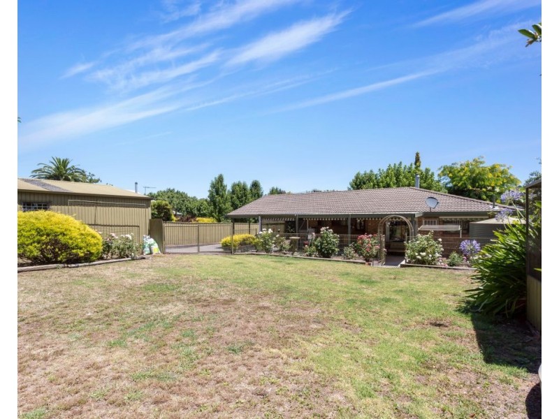 16 Thiele Grove, Hahndorf SA 5245