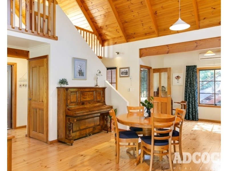 12 Glen Road, Bridgewater SA 5155