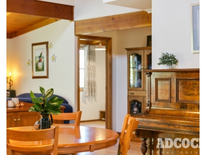 12 Glen Road, Bridgewater SA 5155