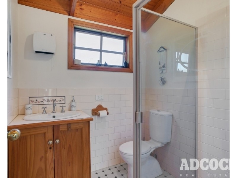 12 Glen Road, Bridgewater SA 5155