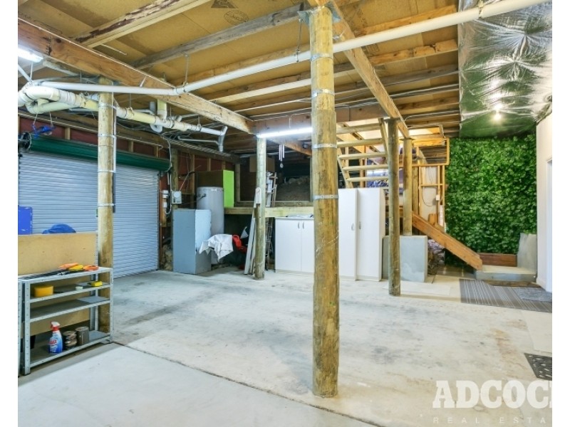 12 Glen Road, Bridgewater SA 5155