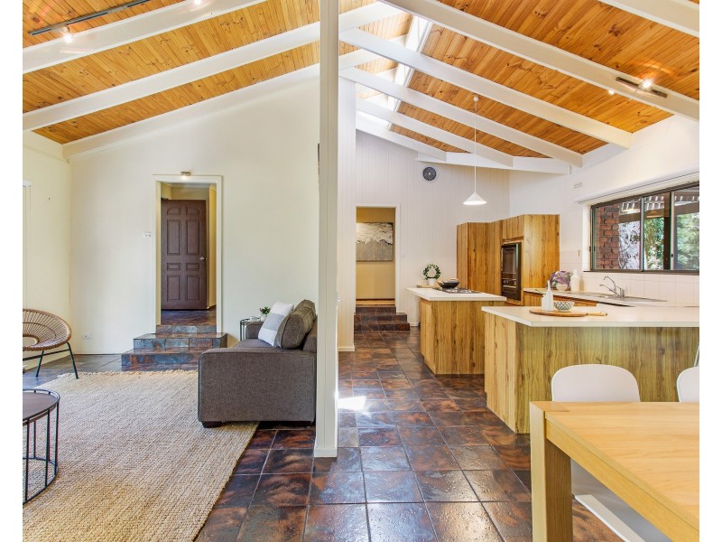 4 Fielding Court, Bridgewater SA 5155