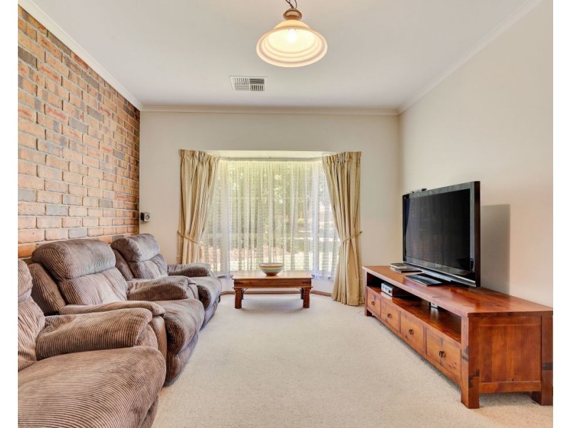 2 Nightingale Court, Oakbank SA 5243