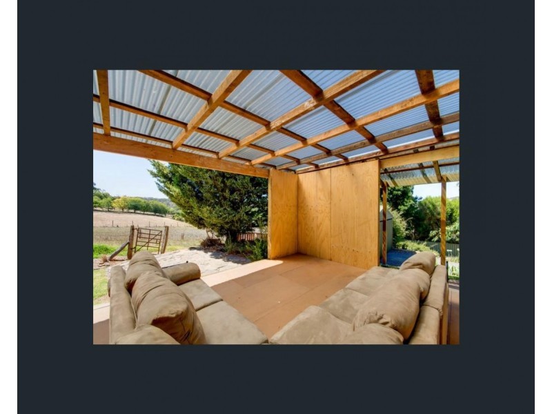 8 Hereford Avenue, Hahndorf SA 5245