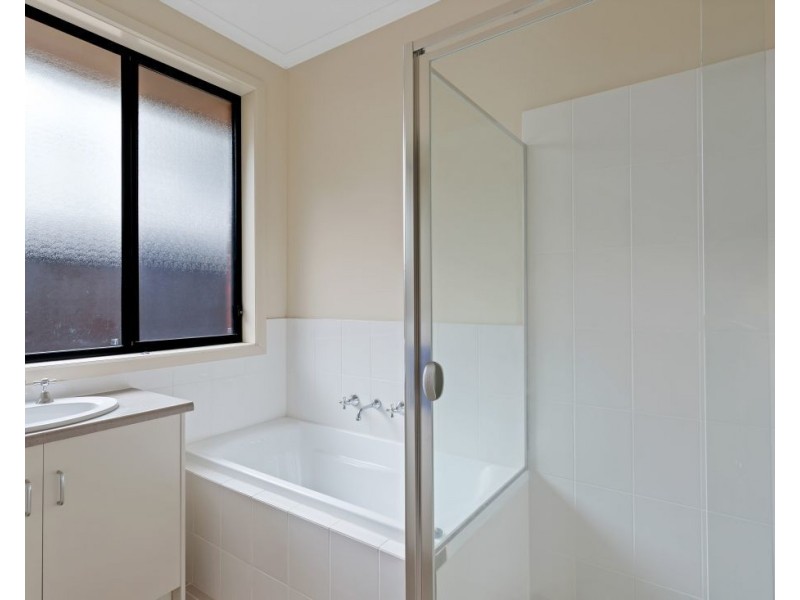 69 Albert Road, Mount Barker SA 5251