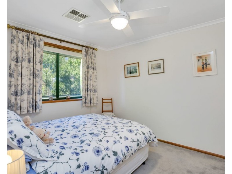 11 Oakwood Road, Oakbank SA 5243