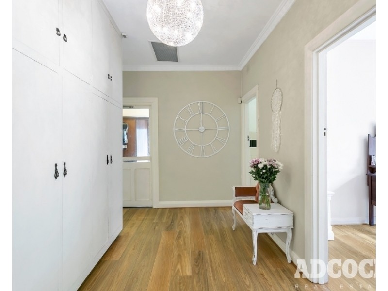 61 Pomona Road, Stirling SA 5152