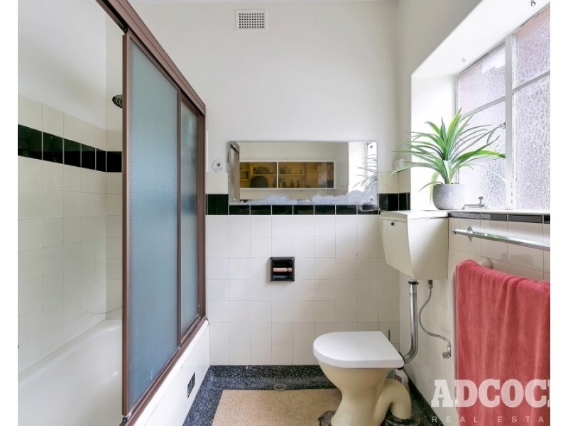 61 Pomona Road, Stirling SA 5152