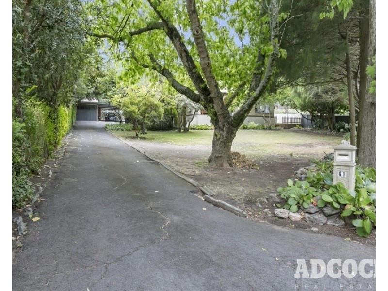 61 Pomona Road, Stirling SA 5152