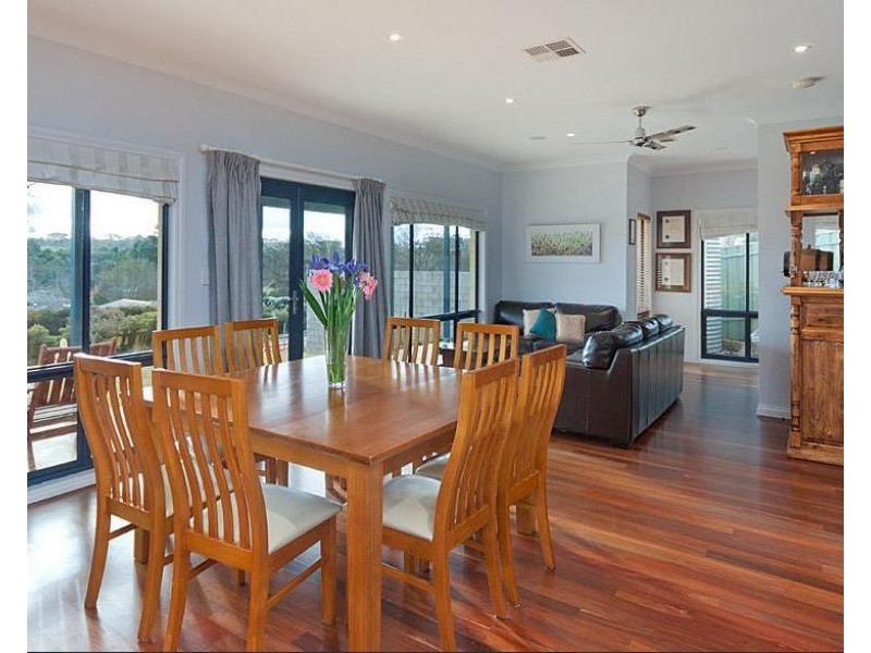 94 Onkaparinga Valley Road, Woodside SA 5244