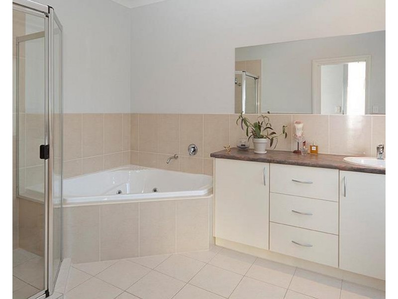 94 Onkaparinga Valley Road, Woodside SA 5244