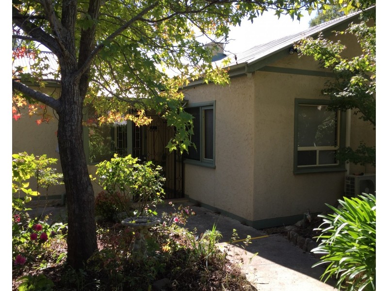 8 Garrod Crescent, Stirling SA 5152