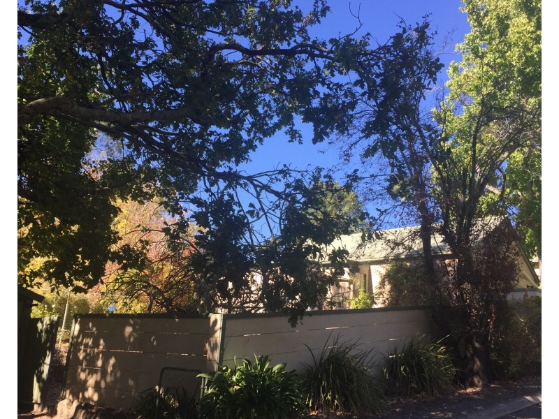 8 Garrod Crescent, Stirling SA 5152