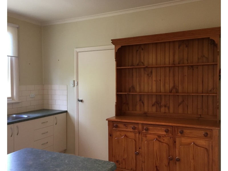 8 Garrod Crescent, Stirling SA 5152