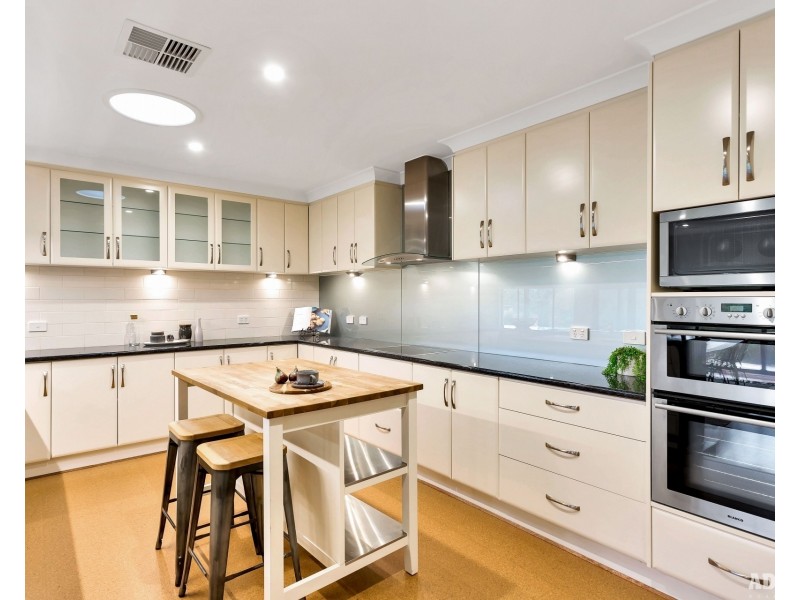 94 Onkaparinga Valley Road, Woodside SA 5244