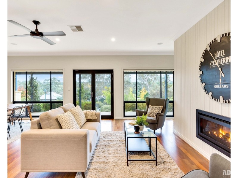 94 Onkaparinga Valley Road, Woodside SA 5244