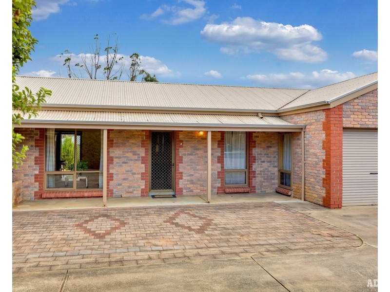 2/10 Collins Street, Hahndorf SA 5245