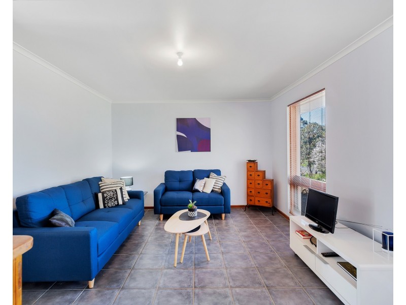 112 Emmett Road, Crafers West SA 5152