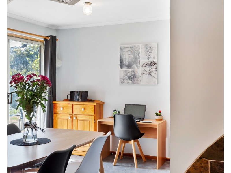 112 Emmett Road, Crafers West SA 5152