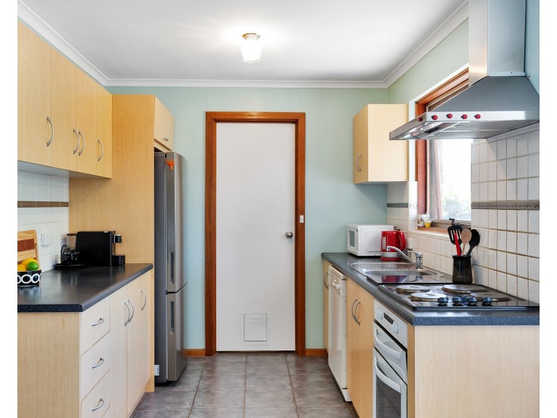 112 Emmett Road, Crafers West SA 5152