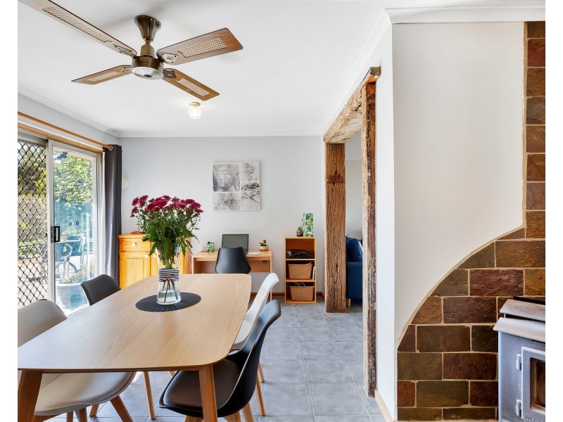 112 Emmett Road, Crafers West SA 5152