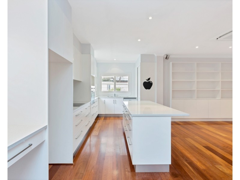 19 Oak Drive, Oakbank SA 5243