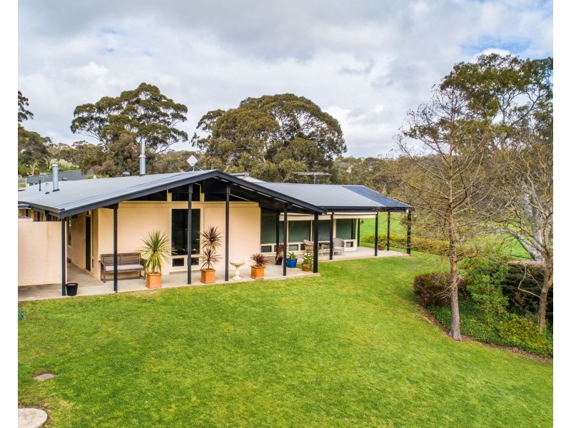 198 Wenzel Road, Oakbank SA 5243