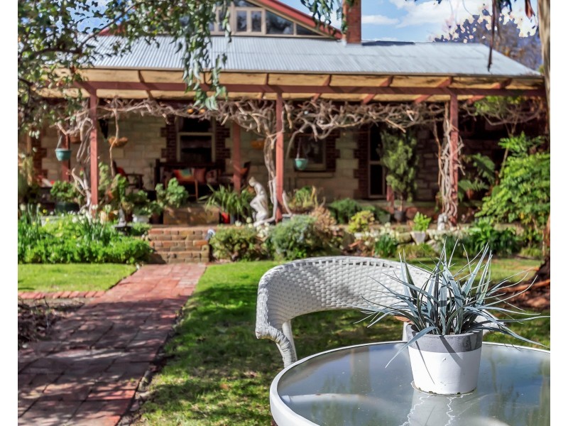 103 Onkaparinga Valley Road, Woodside SA 5244