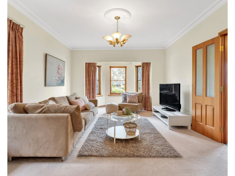 13 Byard Place, Hahndorf SA 5245