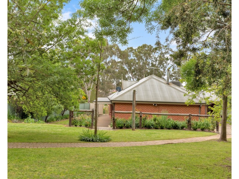 13 Byard Place, Hahndorf SA 5245