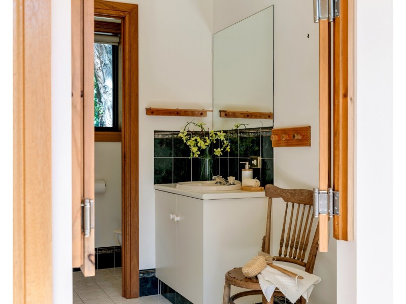 16 Discombe Road, Woodside SA 5244