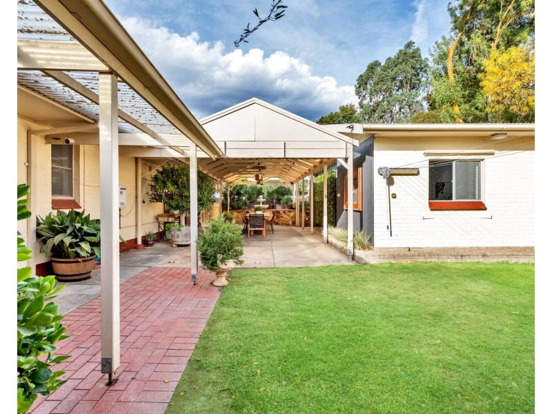 18 Bartholomew Avenue, Lobethal SA 5241