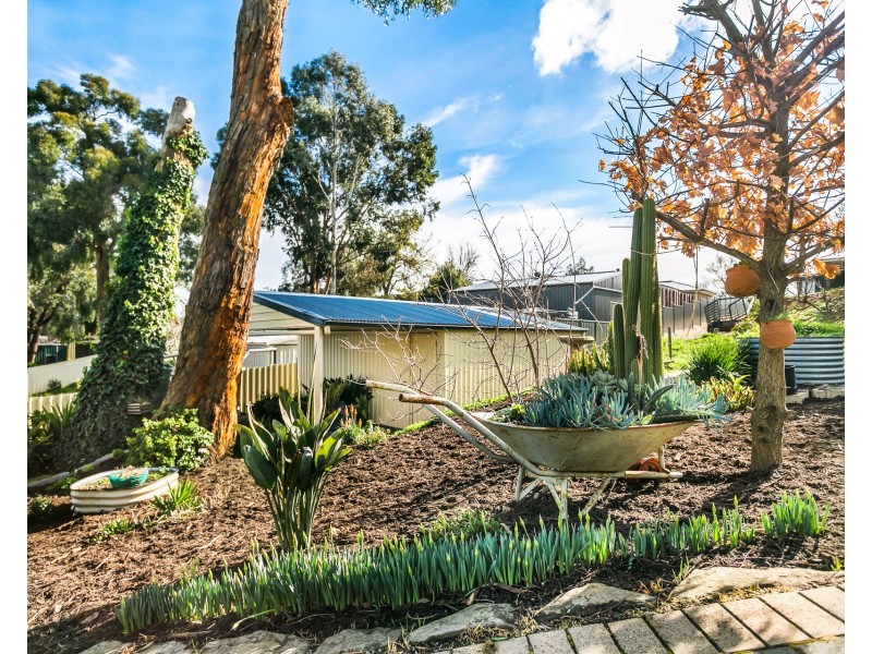 39 St Marks Drive, Woodside SA 5244