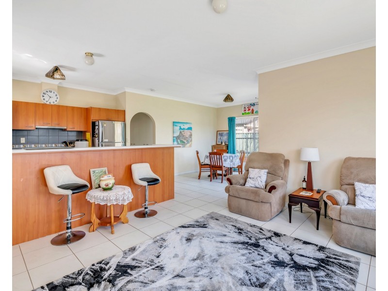 24 Strathmont Drive, Strathalbyn SA 5255