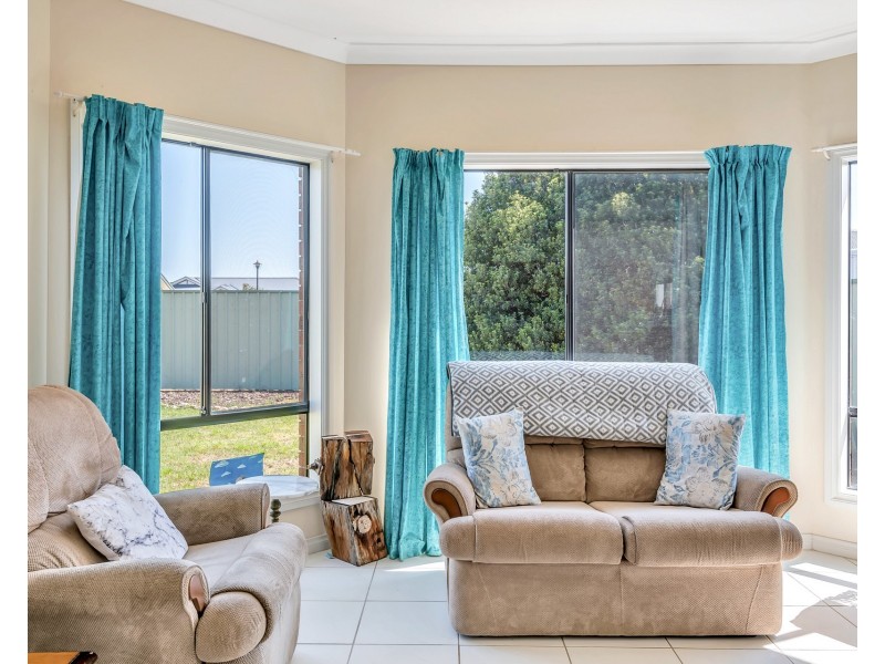 24 Strathmont Drive, Strathalbyn SA 5255