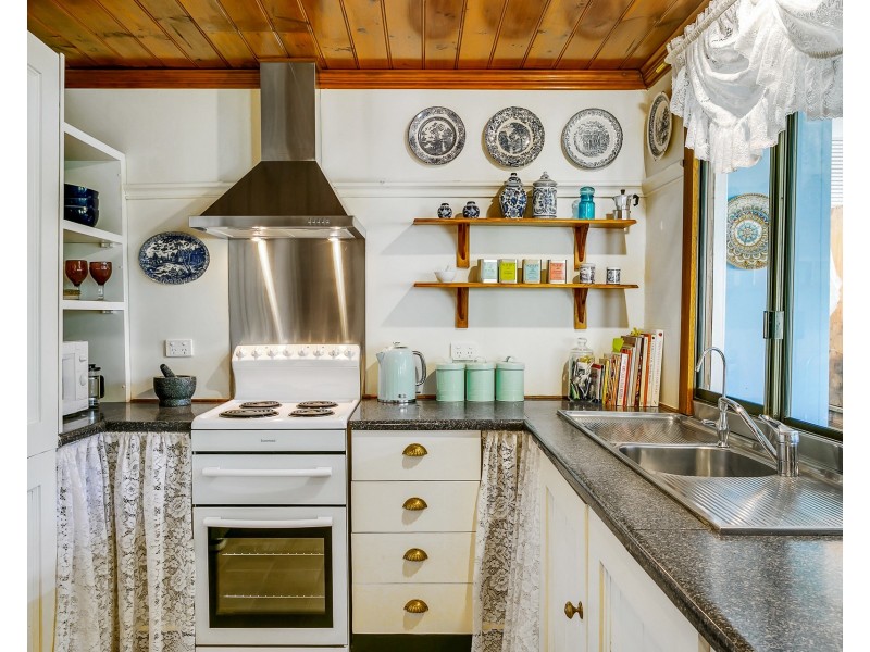 17 Woodside Road, Lobethal SA 5241