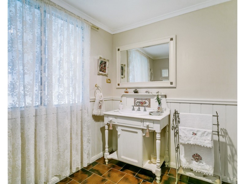 17 Woodside Road, Lobethal SA 5241