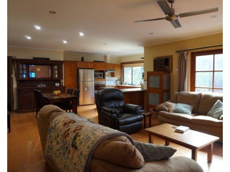 6 Evans Street, Woodside SA 5244