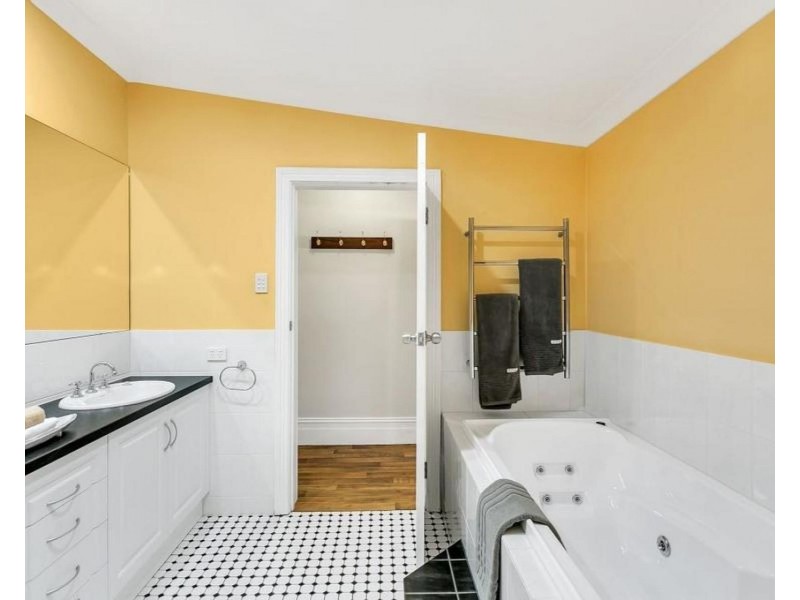 24 Townsend Street, Mount Torrens SA 5244