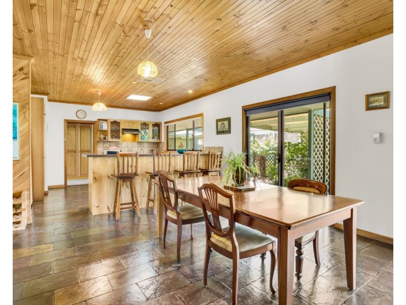 4 Hutchens Road, Woodside SA 5244