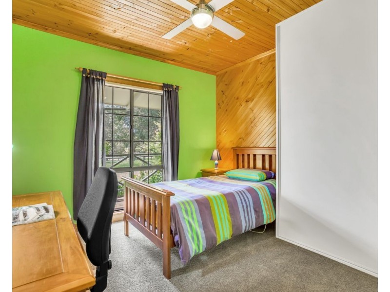 4 Hutchens Road, Woodside SA 5244