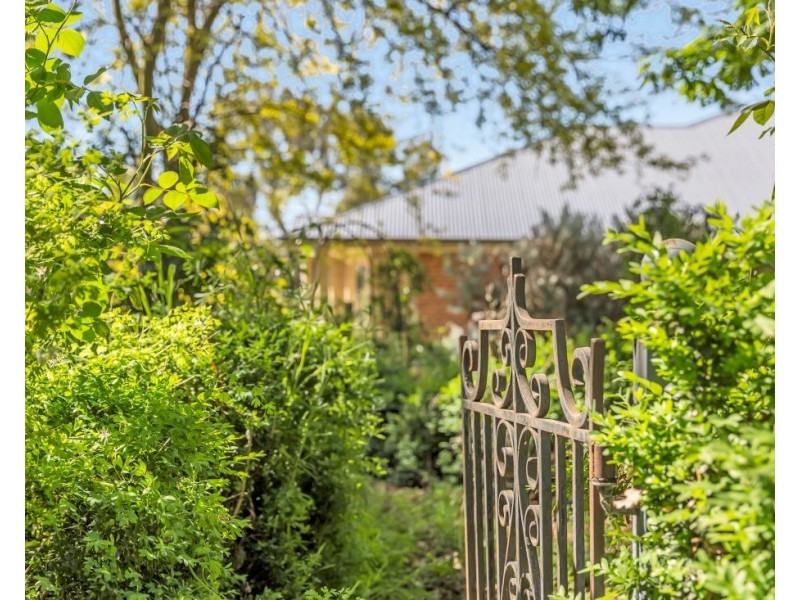 31 Newman Road, Charleston SA 5244