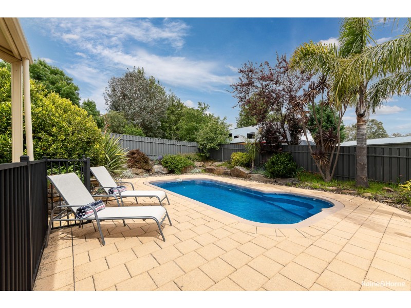 8 Reuben Pope Court, Mount Barker SA 5251