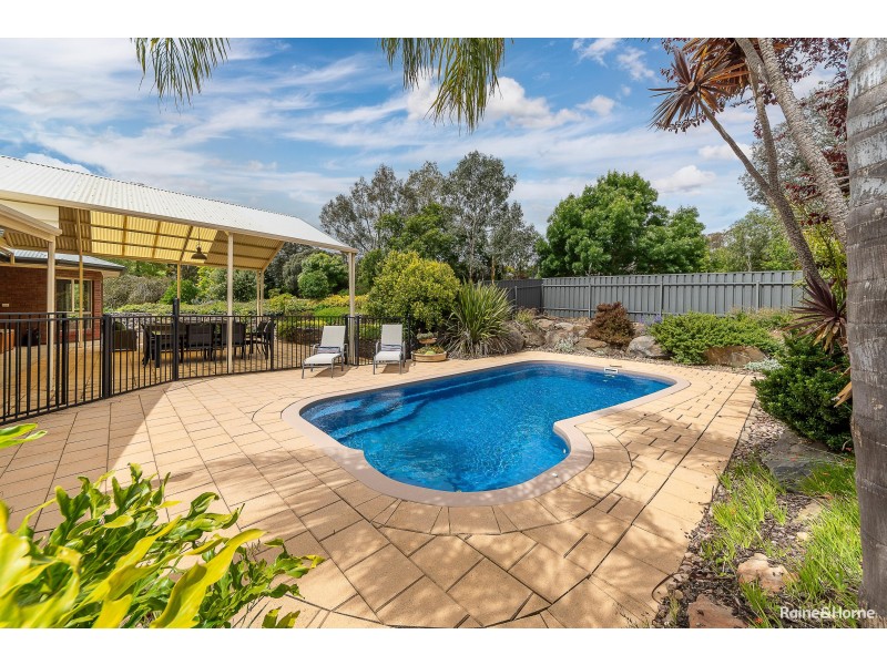 8 Reuben Pope Court, Mount Barker SA 5251